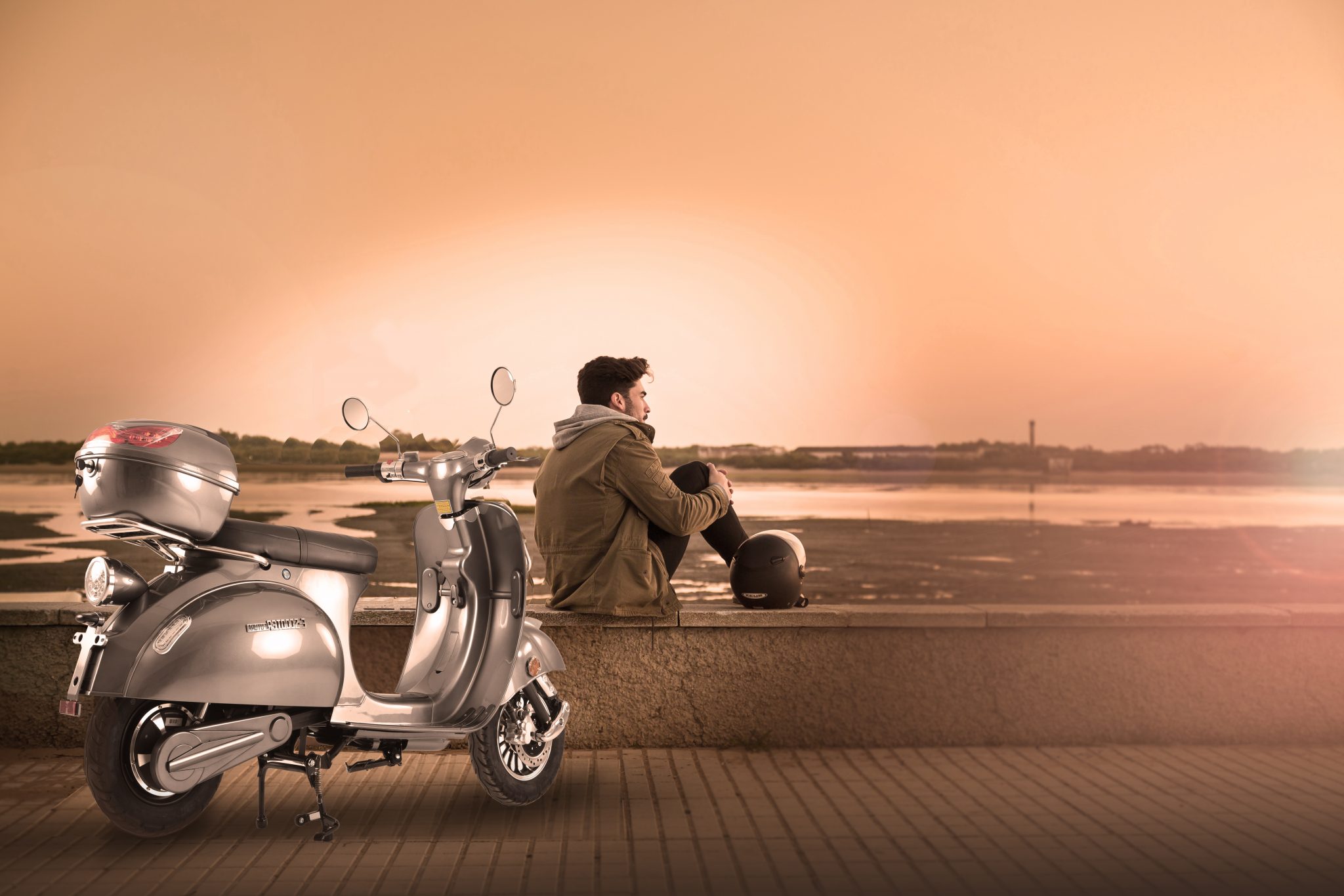 Sunra Ronic SUNRA Ronic 49e Scooter Eléctrica - Sunra Oficial Europa
